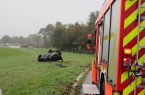 Feuerwehr Mülheim an der Ruhr: FW-MH: PKW überschlägt sich in Autobahnausfahrt der A40