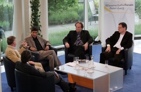 PHOENIX: WISSENSCHAFTSFORUM PETERSBERG "Auf zu den Sternen - Neue Sicht auf unsere Welt?PHOENIX, Sonntag, 31. Mai 2009, 13 Uhr und 22.30 Uhr"