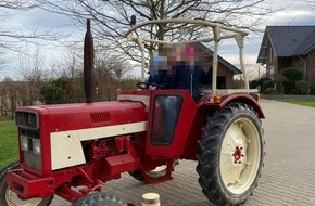 Polizei Düren: POL-DN: Traktor gestohlen - Zeugen gesucht
