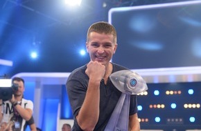 SAT.1: Aaron Troschke gewinnt "Promi Big Brother" 2014 (FOTO)