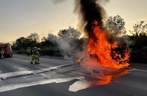 Feuerwehr Gladbeck: FW-GLA: PKW-Brand auf der A2