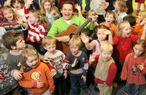 Menschenkinder Verlag: Detlev Jöcker erneut erfolgreichster Kinderliedermacher