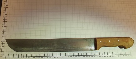Bundespolizeidirektion Sankt Augustin: BPOL NRW: Mit Machete im Rucksack unterwegs - Bundespolizei schreitet ein