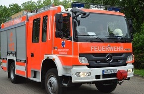 Feuerwehr Bottrop: FW-BOT: Passantin bei Verkehrsunfall in Kirchhellen tödlich verletzt
