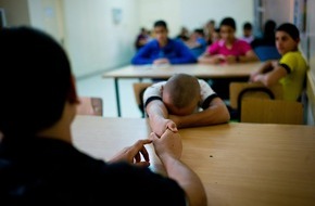 Fondation Terre des hommes: Une nouvelle loi pénale des mineurs suit les recommandations de Terre des hommes / Médiation au lieu de prison en Palestine