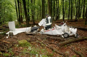 Polizeiinspektion Hameln-Pyrmont/Holzminden: POL-HM: Nachtragsmeldung zur Mitteilung "Zwei Tote nach Flugzeugabsturz im Solling (Landkreis Holzminden)"