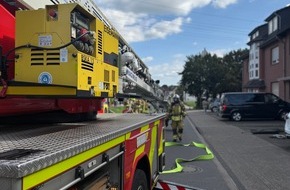 Feuerwehr Ratingen: FW Ratingen: Wohnungsbrand mit Gebäudeschaden - Feuerwehr Ratingen im Einsatz