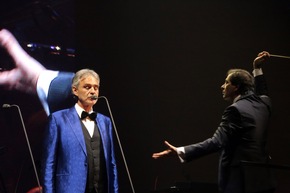 Weltstar Andrea Bocelli begeisterte tausende Fans in der Lanxess Arena Köln