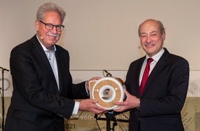 Stiftung Werner-von-Siemens-Ring: Jens Frahm für bedeutende Forschungsleistungen zur Magnetresonanztomografie mit Werner-von-Siemens-Ring ausgezeichnet
