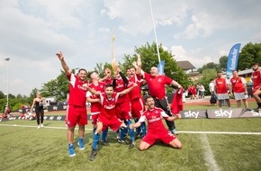 Sky Deutschland: "Hamburger SV Fanclub Moin Moin" ist Deutscher Fußball-Fanmeister 2016