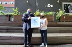 a&o HOTELS and HOSTELS: Mehr Sicherheit: a&o erste Hotelkette mit TÜV Rheinland-Zertifikat für Hygiene- und Infektionsschutz