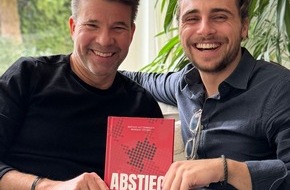 Forward Verlag: Neues Buch "Abstieg": Ex-Automanager und Podcaster präsentieren Sanierungsplan für Deutschland