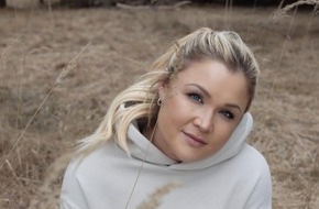 EDEKA ZENTRALE Stiftung & Co. KG: Fitness-Influencerin zu Gast im ISS SO Podcast - Sophia Thiel spricht offen über ihre Essstörung: „Ich hatte keine Ahnung, was mit mir los war.“