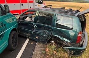 Polizeiinspektion Hildesheim: POL-HI: Verkehrsunfall führt zur Vollsperrung der B 243 - mehrere Verletzte -