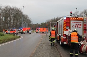 Kreispolizeibehörde Viersen: POL-VIE: Brüggen: Vier Verletzte bei Verkehrsunfall