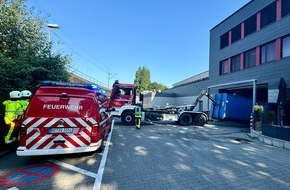 Feuerwehr Bochum: FW-BO: Brand im Müllraum eines Supermarktes in der Innenstadt