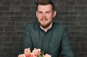 Fleurop AG: Valentinstag 2019: Starflorist Stephan Triebe braucht keine roten Rosen