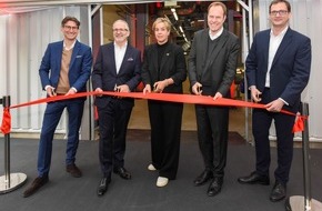 Henkel AG & Co. KGaA: Stadtwerke D&uuml;sseldorf und Henkel versorgen ab sofort den D&uuml;sseldorfer S&uuml;den mit Industrieabw&auml;rme