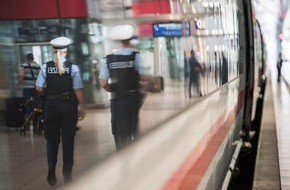 Bundespolizeidirektion Flughafen Frankfurt am Main: BPOLD FRA: Alkoholisierter 52-Jähriger fällt ins Gleisbett