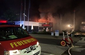 Feuerwehr Haan: FW-HAAN: Brand in einem Restaurant an der Landstraße