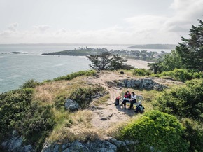 Sp&auml;tsommer in der Bretagne: Vom Goldstrand ins Moor