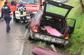 Kreispolizeibehörde Höxter: POL-HX: Unfall mit leicht verletzter Person im Albaxer Wald