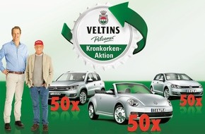 Brauerei C. & A. VELTINS GmbH & Co. KG: Niki Lauda und Florian König wecken Lust auf gewinnfreudige Veltins Kronkorken-Aktion 2013 (BILD)