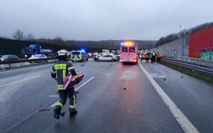 Feuerwehr Gevelsberg: FW-EN: Verkehrsunfall auf der Autobahn