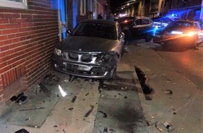 Polizei Aachen: POL-AC: Autofahrer fährt in drei geparkte Fahrzeuge