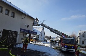 Feuerwehr Minden: FW Minden: Gemeldeter Wohnhausbrand im Mindener Stadtteil Leteln