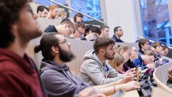 Universit&auml;t Duisburg-Essen: Lernen in verschiedenen Sprachen - Gasth&ouml;rer:innenverzeichnis f&uuml;rs Sommersemester