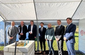 SGL Carbon SE: Press Release: Ceremonial laying of the foundation stone at Brembo SGL Carbon Ceramic Brakes (BSCCB) at the SGL Carbon site in Meitingen