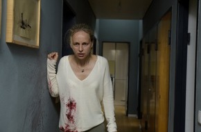 SAT.1: "Keine zweite Chance" hat Petra Schmidt-Schaller auf der Suche nach ihrer Tochter: SAT.1 zeigt den zweiteiligen Thriller nach dem Bestseller von Harlan Coben am 5. und 12. Dezember 2017