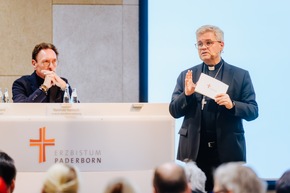 Erzbistum Paderborn geht nach der Aufarbeitungsstudie mit Menschen in den Dialog -Gro&szlig;e Resonanz bei regionalen Veranstaltungen in Dortmund, Schmallenberg und Rheda-Wiedenbr&uuml;ck