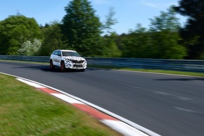 Neuer SKODA KODIAQ RS fährt Rekordrunde auf dem Nürburgring