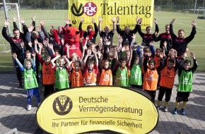 DVAG Deutsche Vermögensberatung AG: Deutsche Vermögensberatung (DVAG) und 1. FC Kaiserslautern: DVAG-Talenttag 2011 - Sichtungstag für Nachwuchskicker (mit Bild)