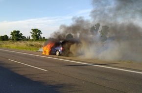 Polizeidirektion Neustadt/Weinstraße: POL-PDNW: Brennender PKW auf der A 61 / Vollsperrung