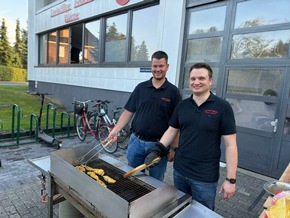 FW-WRN: Grillabend der Jugendfeuerwehr Werne verbindet Familien und Feuerwehrgemeinschaft