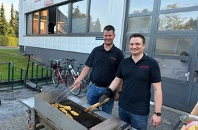 Freiwillige Feuerwehr Werne: FW-WRN: Grillabend der Jugendfeuerwehr Werne verbindet Familien und Feuerwehrgemeinschaft