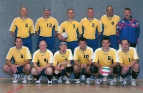 Feuerwehr Essen: FW-E: Volleyballmannschaft der Essener Feuerwehr Vizemeister in Hannover