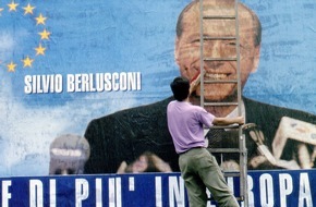 ARTE G.E.I.E.: ARTE zeigt "Berlusconis Aufstieg" am 11. Juni im TV und in der ARTE-Mediathek arte.tv