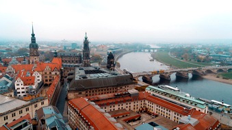 MDR Mitteldeutscher Rundfunk: „Warum Dresden? – Die Macht der Erinnerung“: Auftakt-Doku zum MDR-Themenschwerpunkt „Zwischen Krieg und Frieden“