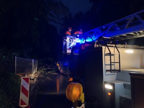 FW-Heiligenhaus: Sturmeinsätze für die Feuerwehr Heiligenhaus (Meldung 20/2021)