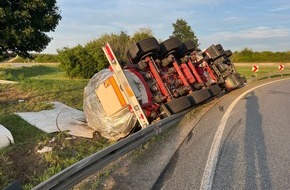 Autobahnpolizeiinspektion: API-TH: umgekippter Bierlaster sorgt für Sperrung der Anschlussstelle Erfurt-Nord