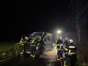 FW-AUR: Sprinter niedergebrannt