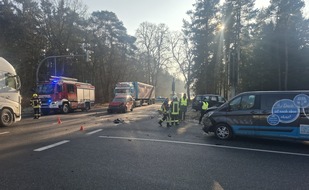 Polizeipr&auml;sidium Rostock: POL-HRO: Mehrere verletzte Personen bei Zusammensto&szlig; auf der L072