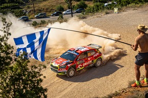 Akropolis-Rallye Griechenland: Gus Greensmith fährt Škoda Fabia RS Rally2 auf Platz zwei in der WRC2