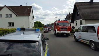Feuerwehr der Stadt Arnsberg: FW-AR: Carportdach in Bruchhausen eingestürzt