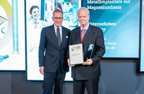 Syntellix AG: Syntellix-Produkt als "Quantensprung in der Implantologie" mit German Innovation Award in Gold ausgezeichnet