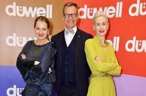 Rheinschurken GmbH: DÜWELL Public Opening in Düsseldorf: Einzigartige Ballett-Premiere verbindet Tanz und Lifestyle-Produkte